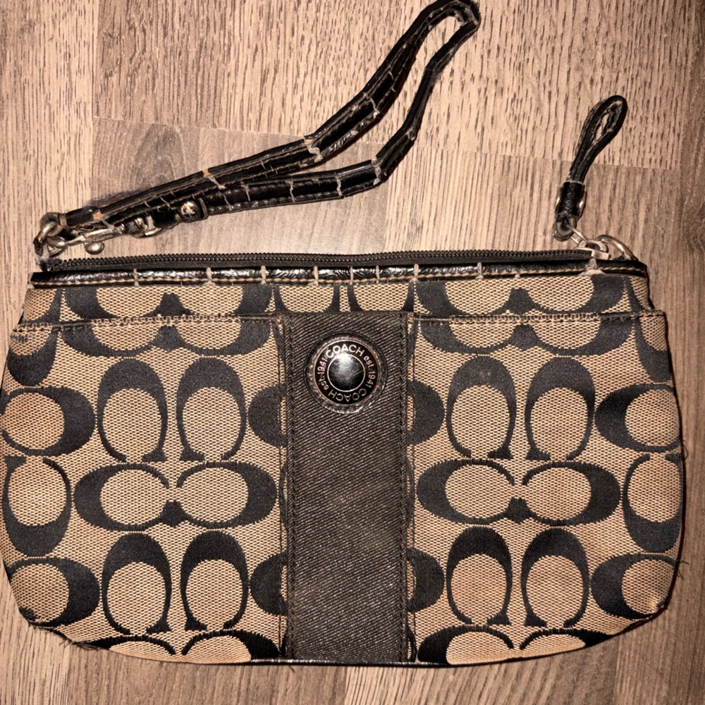 Coach Signature Tan and Black Wristlet